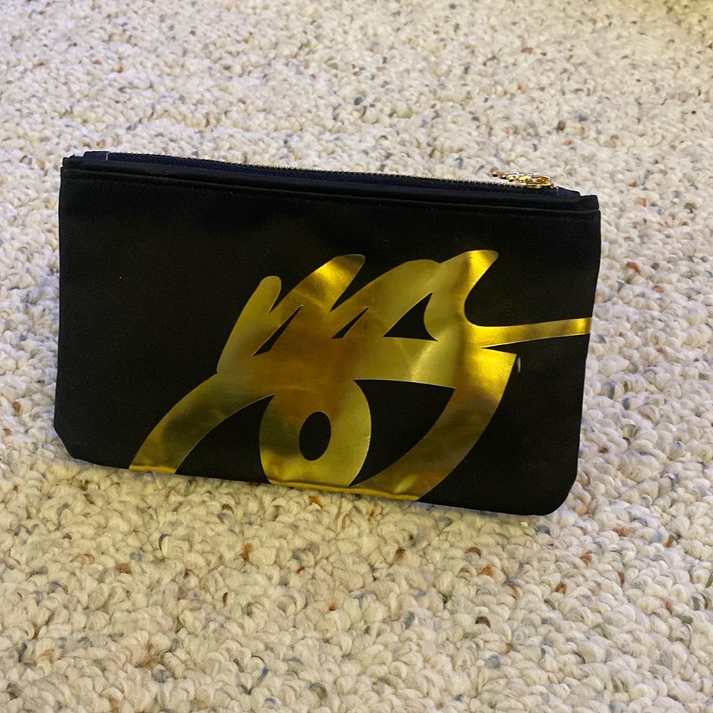 Tyra Clutch